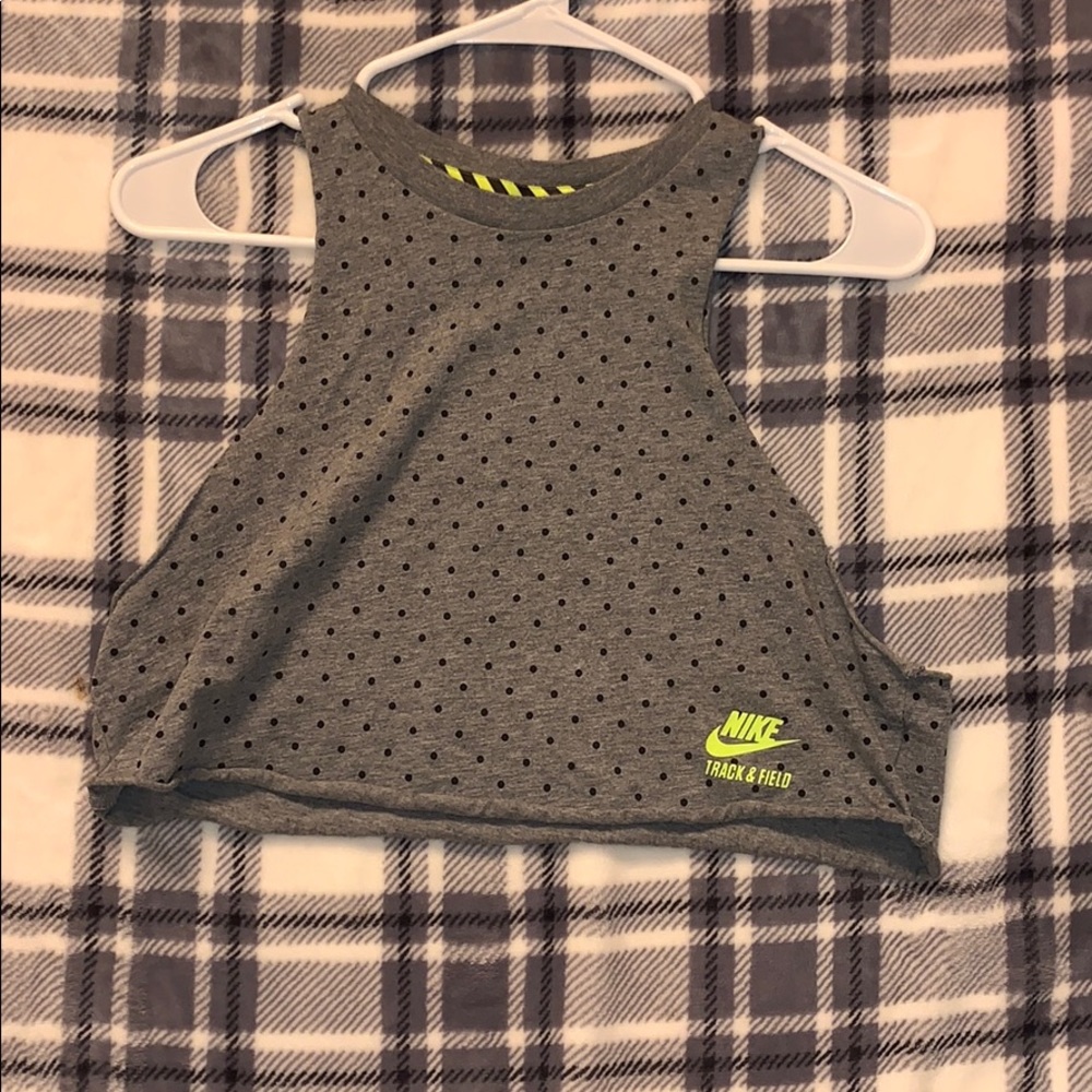 crop top